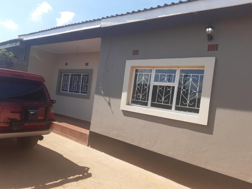 Halina's Apartment — Hotel in Lusaka