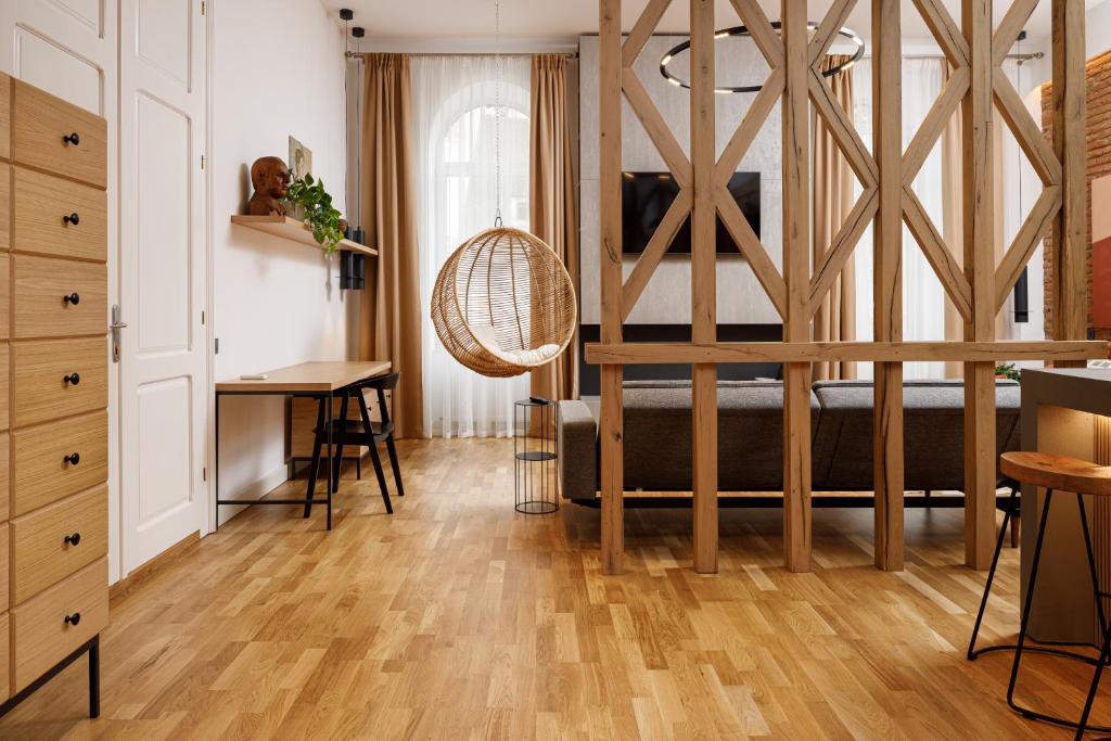 Ka'yana Apartments - Restored Luxury in the Heart of the Old Town near Black Church Council Sq 전경