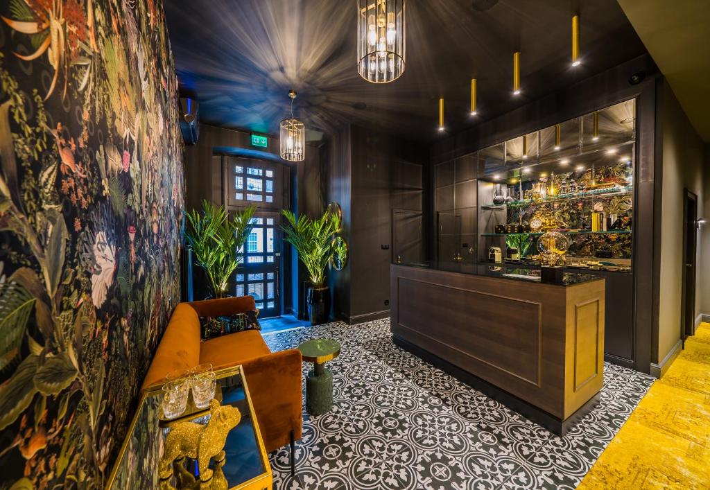 Leo Boutique Rooms - Adults Only photo