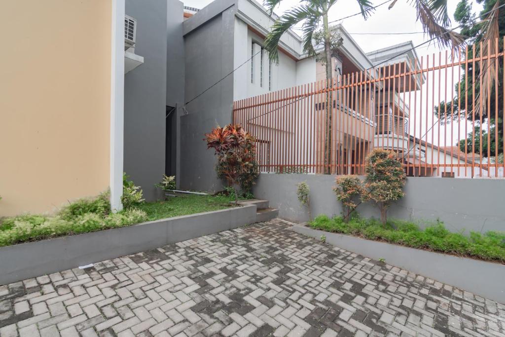 Hotel Sukahaji Street Bandung Redpartner