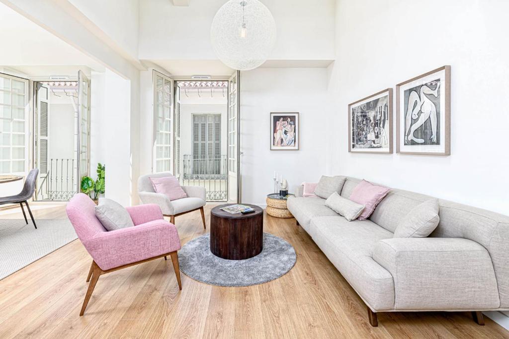 Teatro Apartment in Malaga by Solaga Holiday Homes - 3