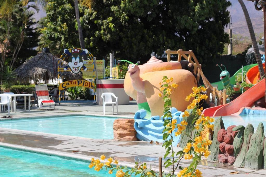 Hotel Pasabien photo