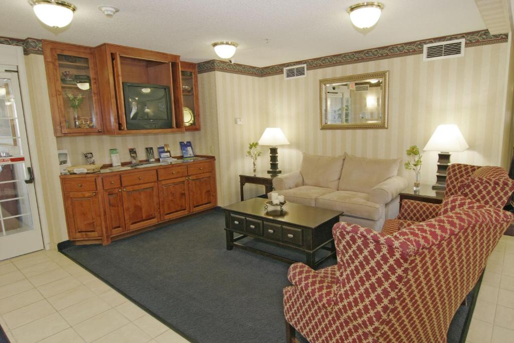 Candlewood Suites Newport News-Yorktown photo