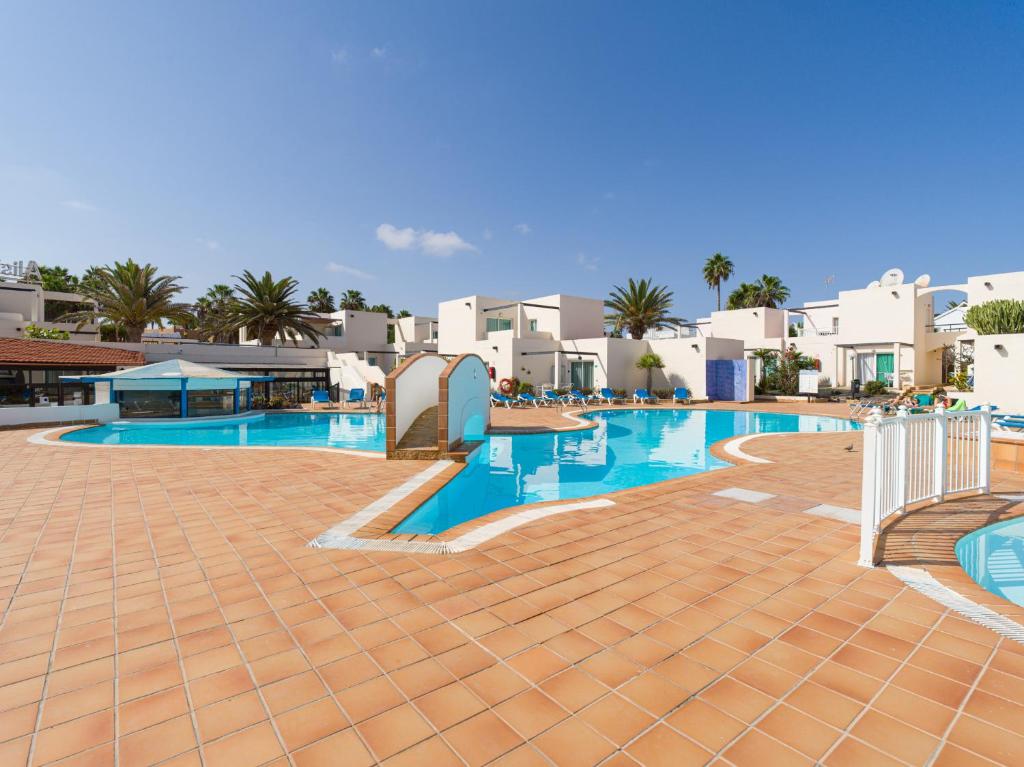 HomeForGuest Moderno Apartamento con piscina en Corralejo - 3