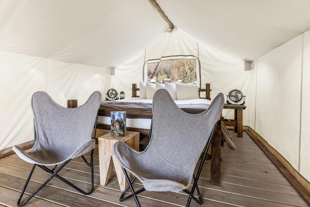 Safari Tent with Shared Bathroom and Kids Tent