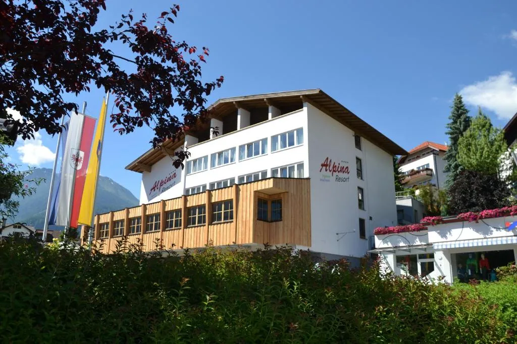Hotel Alpina nature-wellness, hotel in Wenns