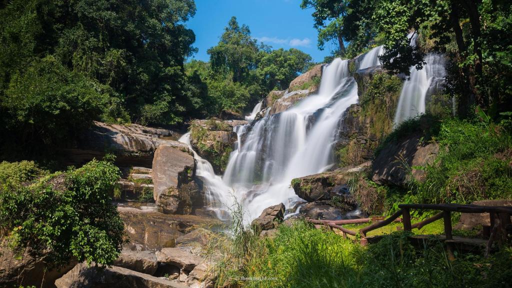 1. 스마일 플레이스..