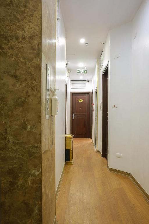 Royal Hotel photo