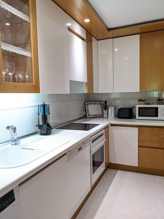 GRAN MARBELLA APARTMENTS by Coral Beach photo