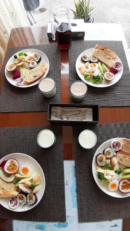 Feng Xian Bai Hua B&B