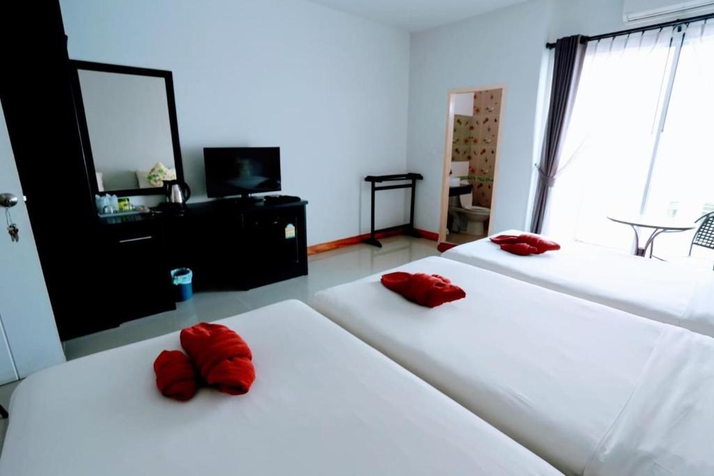 Karon Sea Side Hotel photo