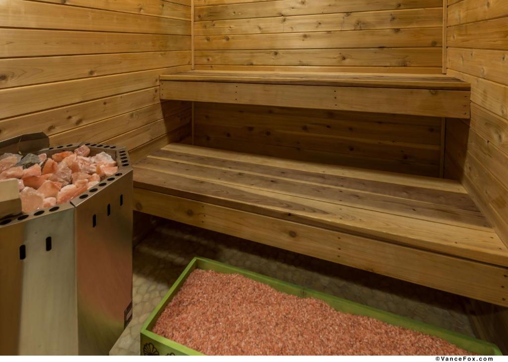 Best Western Premier Brian Head Hotel & Spa Photo 30