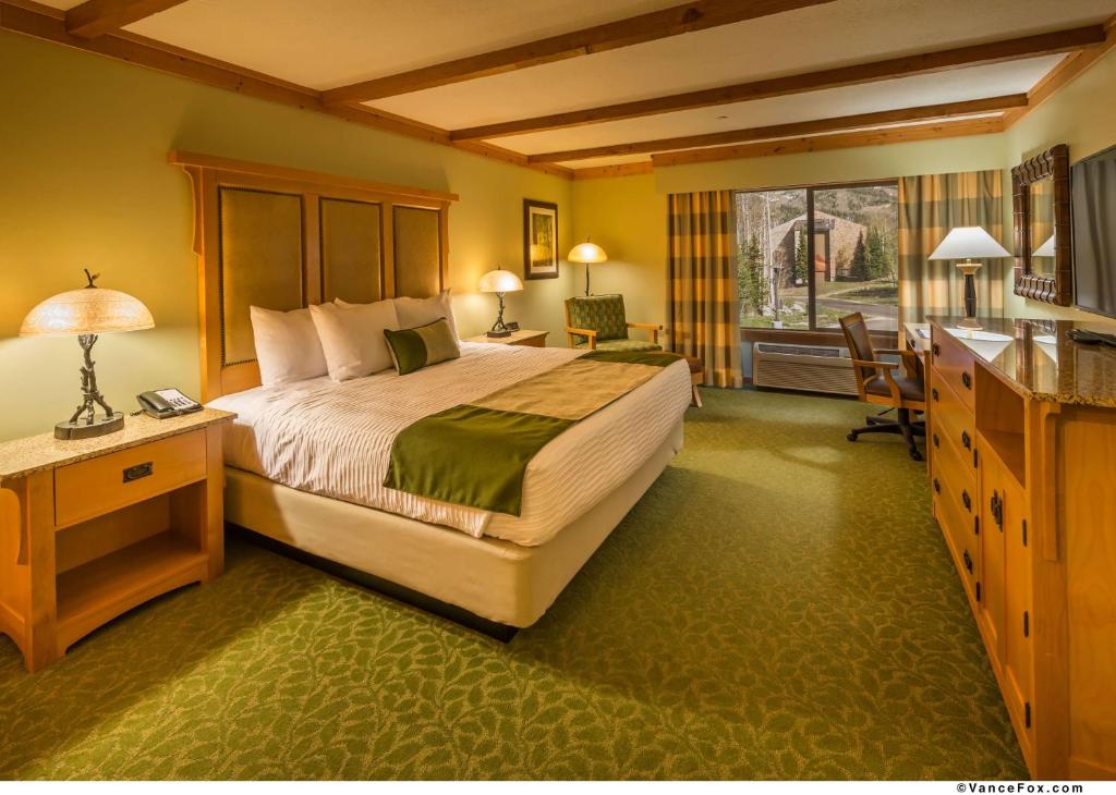 Best Western Premier Brian Head Hotel & Spa Photo 39