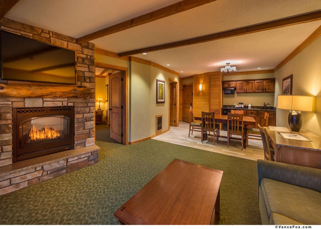 Best Western Premier Brian Head Hotel & Spa Photo 46