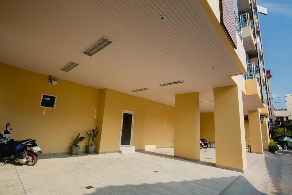 Aim House photo