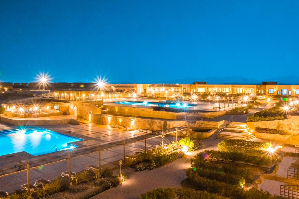 Viva Blue Resort and Diving Sharm El Naga (Adults Only) — Swimming pool in Soma Bay, Red Sea