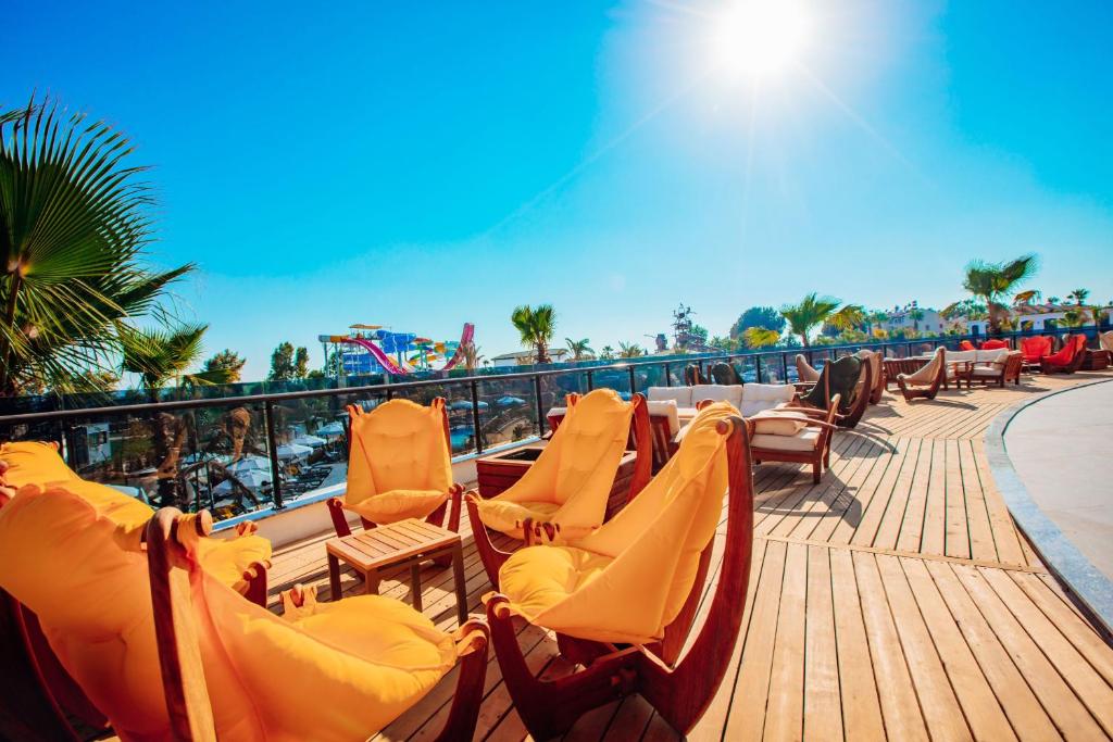 Alarcha Hotels & Resort - All Inclusive — Beach in Manavgat