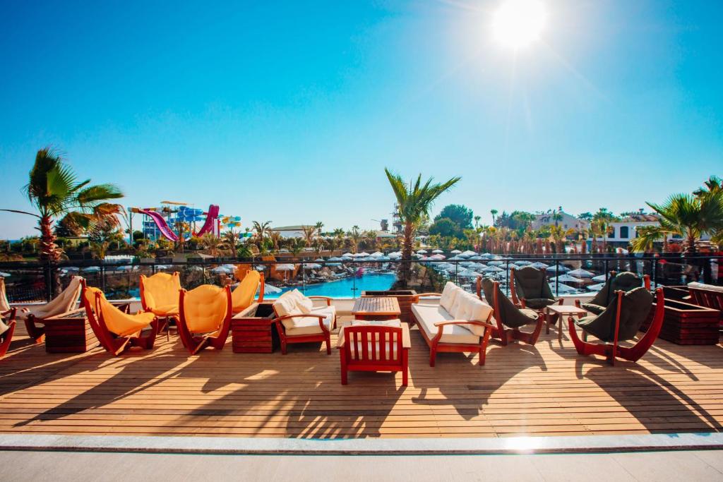 Alarcha Hotels & Resort - All Inclusive — Beach in Manavgat