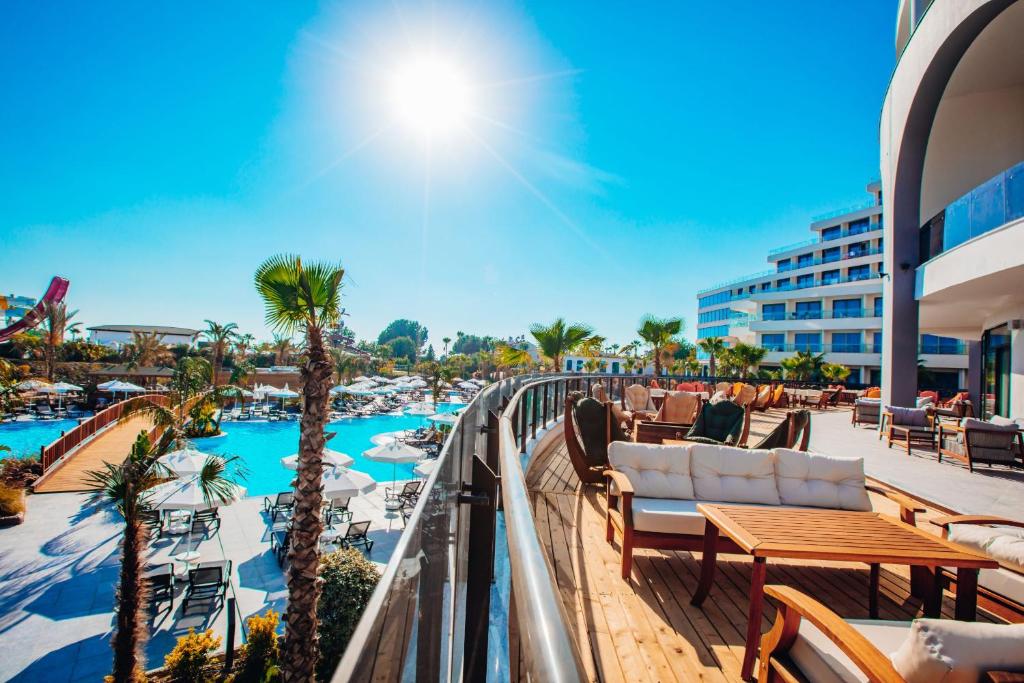 Alarcha Hotels & Resort - All Inclusive — Swimming pool in Manavgat