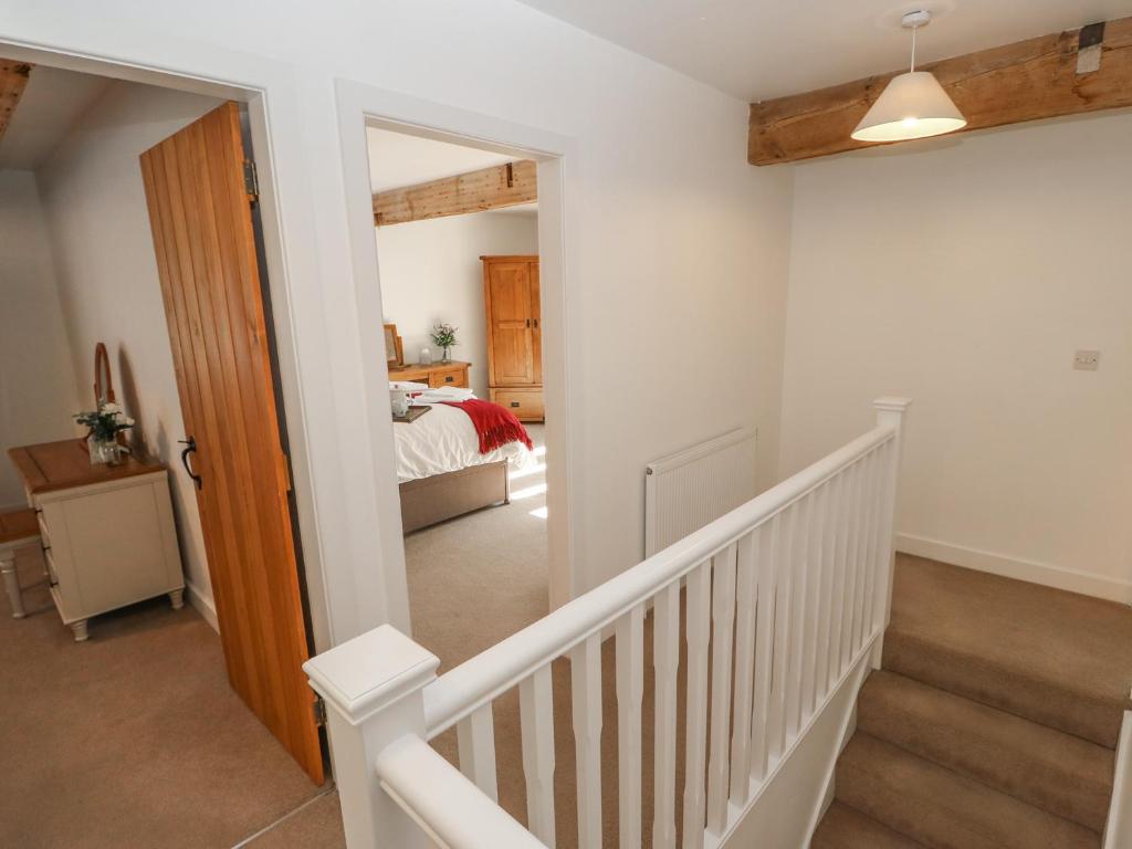 The Cottage, Beeston Hall photo 7