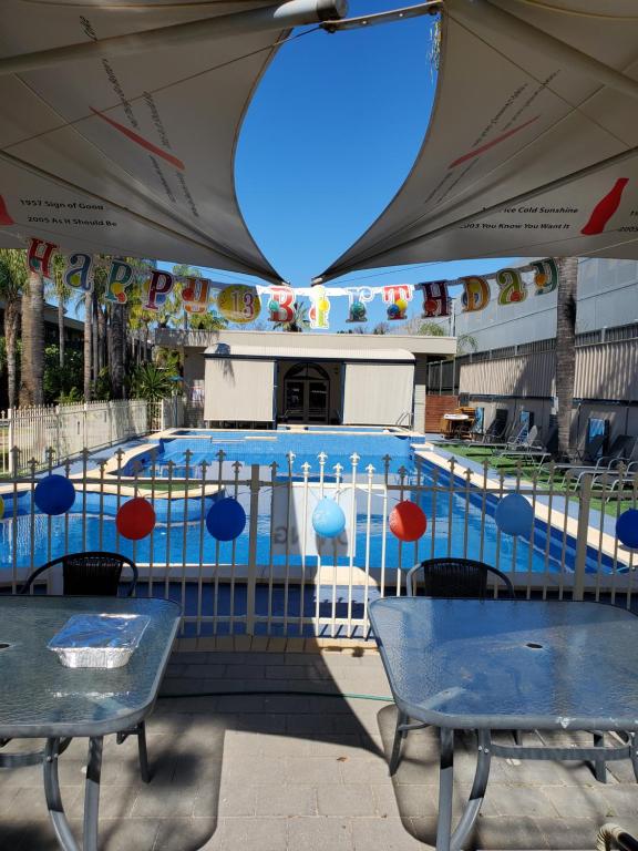 Swimming pool