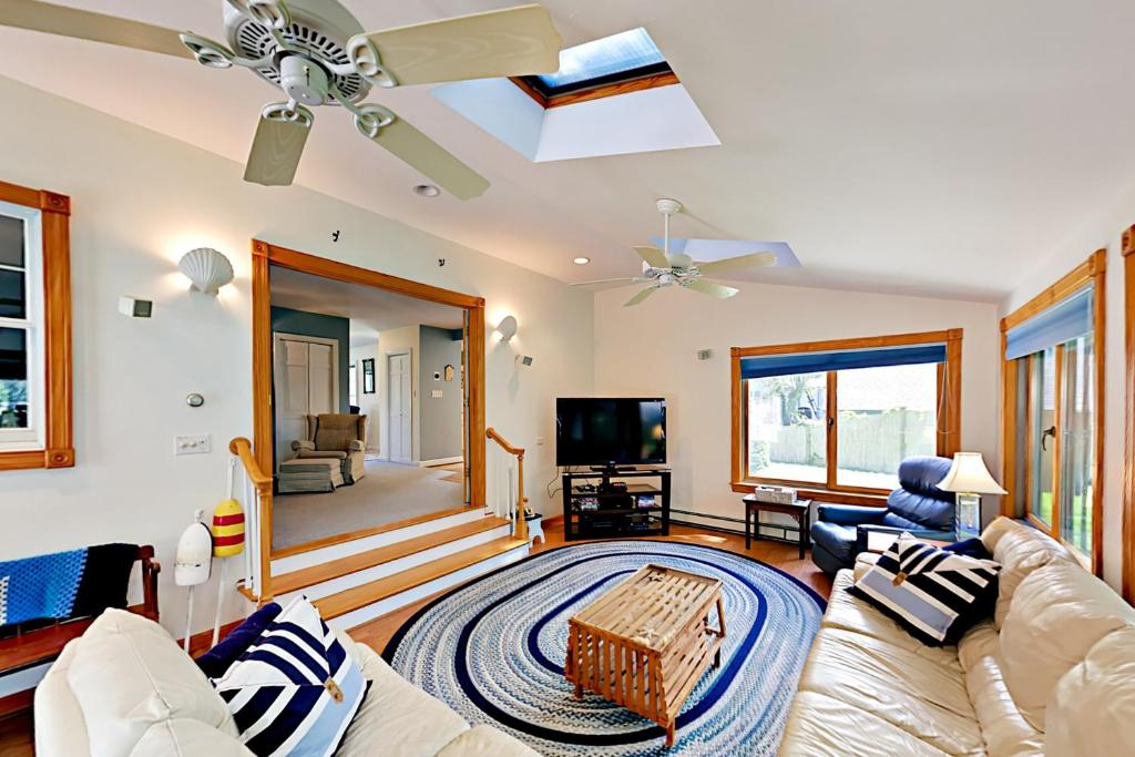 Wharf Side Hideout, Hyannis