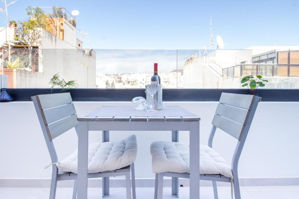Mainstream home with balcony By CanariasGetaway, Las Palmas de Gran Canaria
