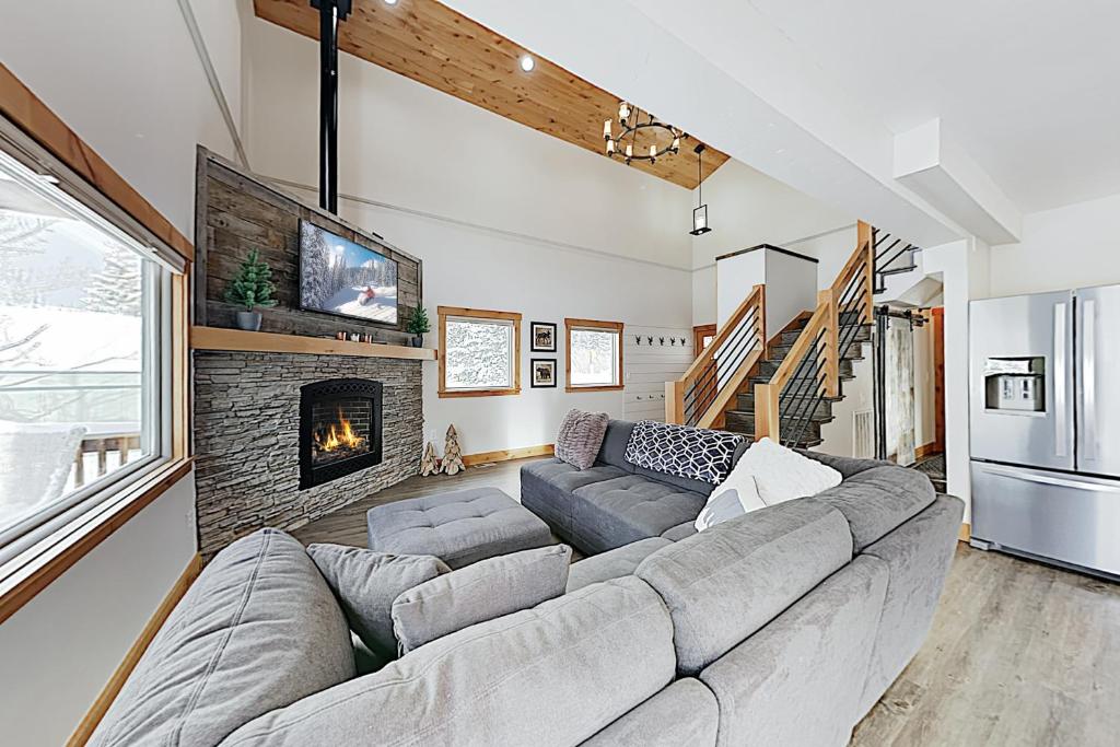 Simple Leafs, Breckenridge