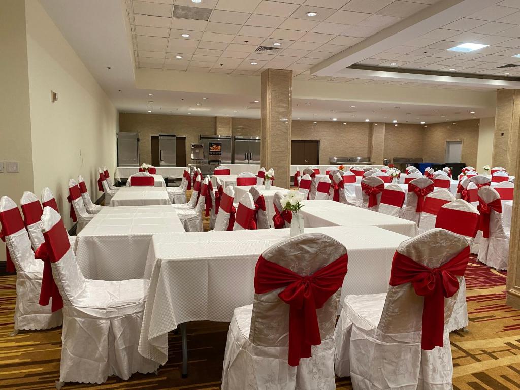 Banquet hall