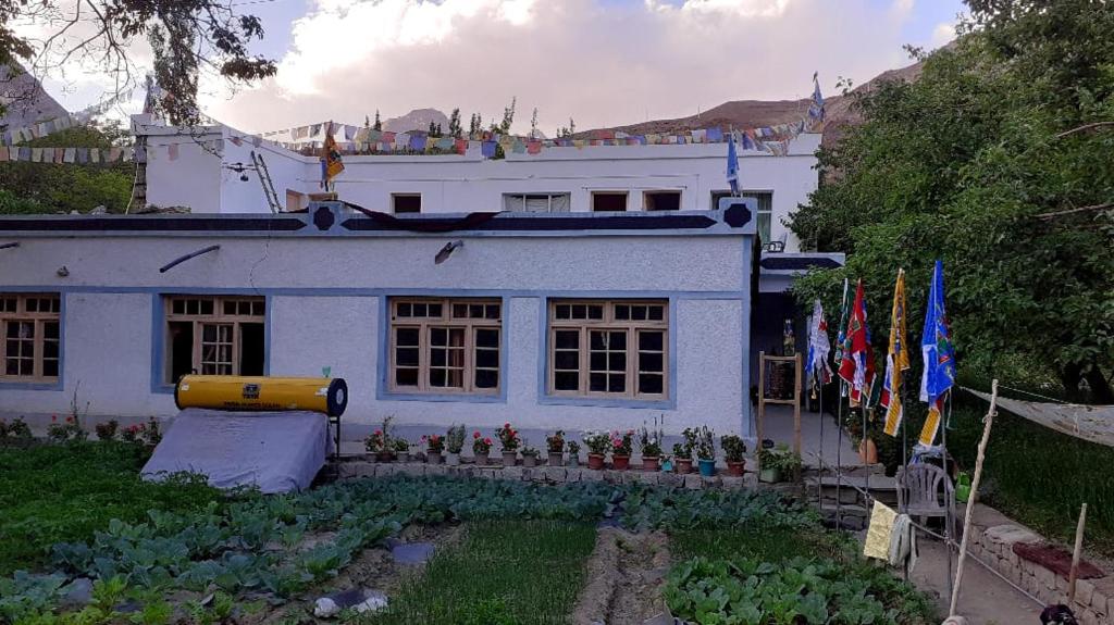 NotOnMap - Takmachik Community Village Homestays — Hotel in Leh