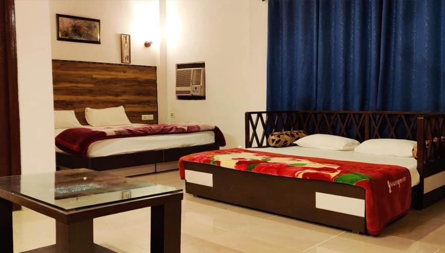 Corbett Fun Resort photo