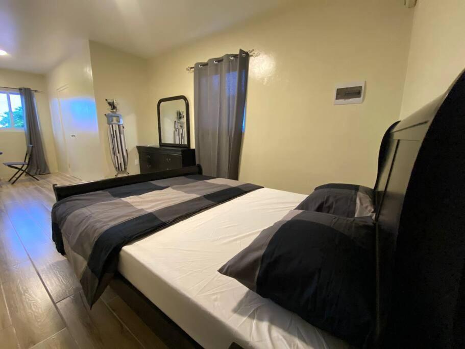 Spacious Apartment Minutes from the Beach, Jan Thiel