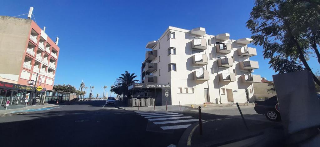 RESIDENCE DE LA PLAGE Appart à 2 pas de la plage et du marché - 3