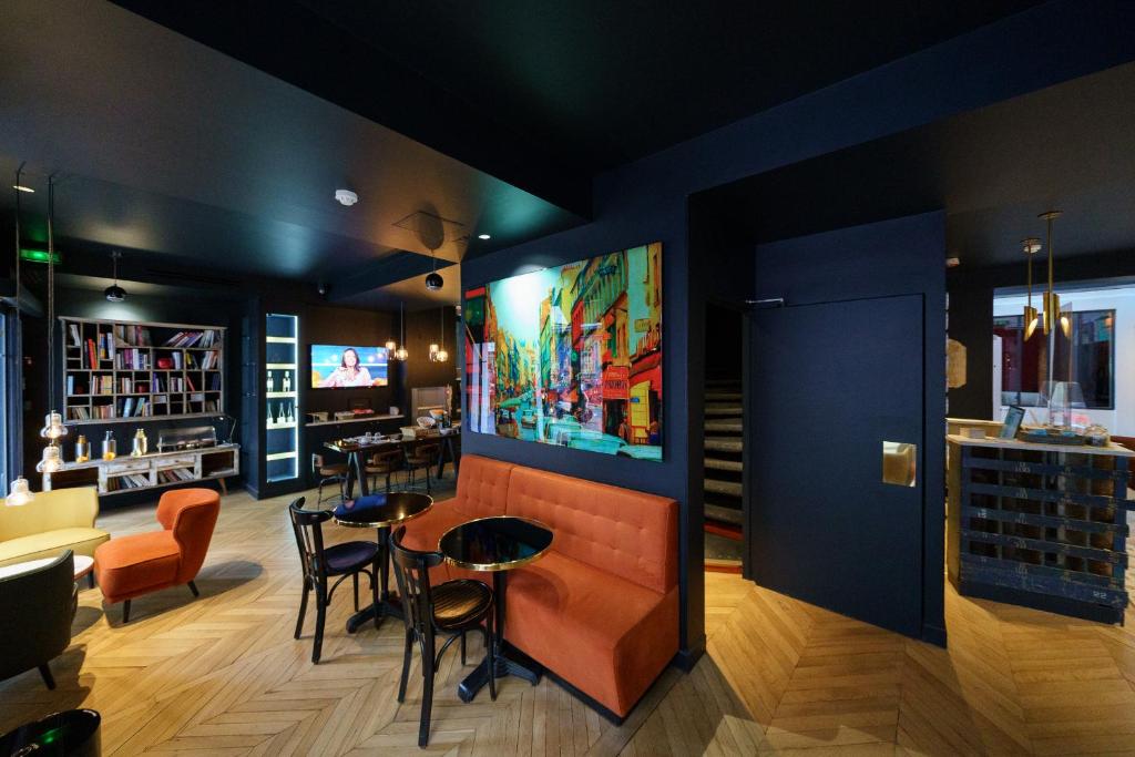 フロント・ロビー