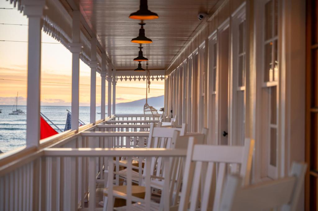 Lahaina Inn Photo 0