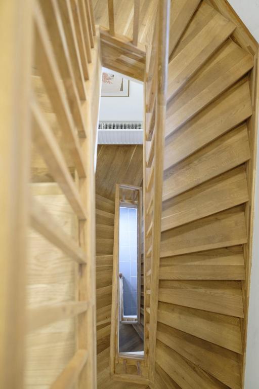 Ilot Sacre Apartments photo