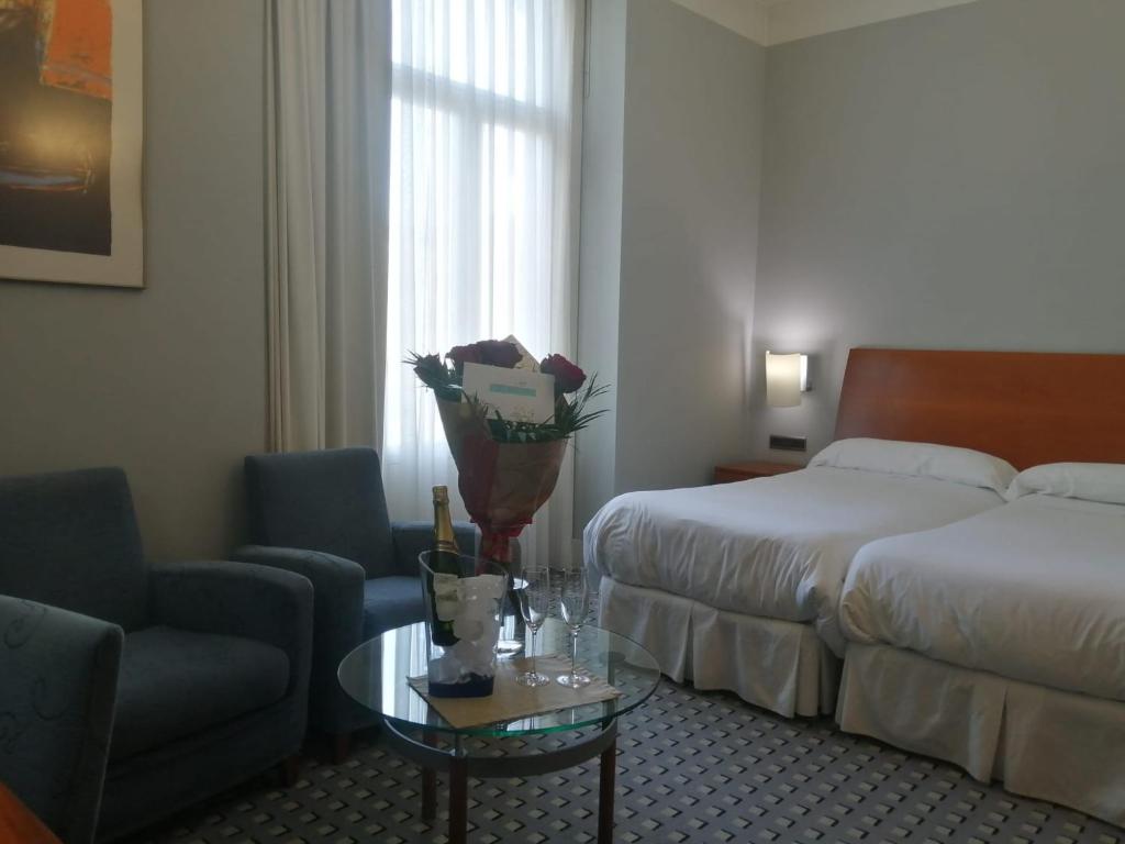 Gran Hotel Albacete photo