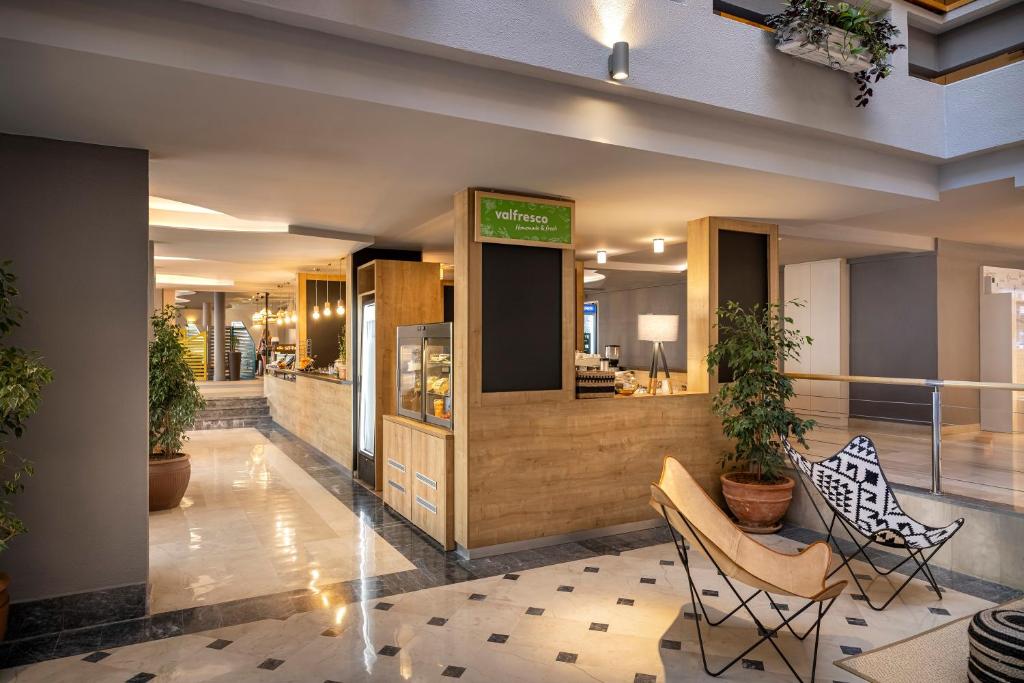Pub/Lounge