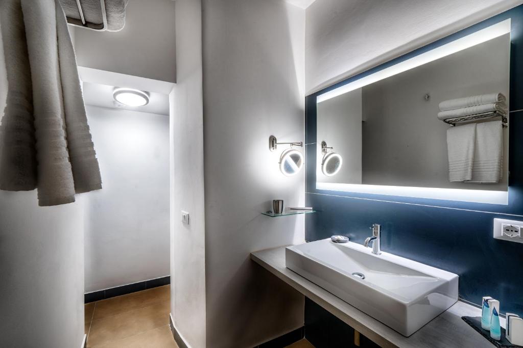 Trinita Grand Suite photo