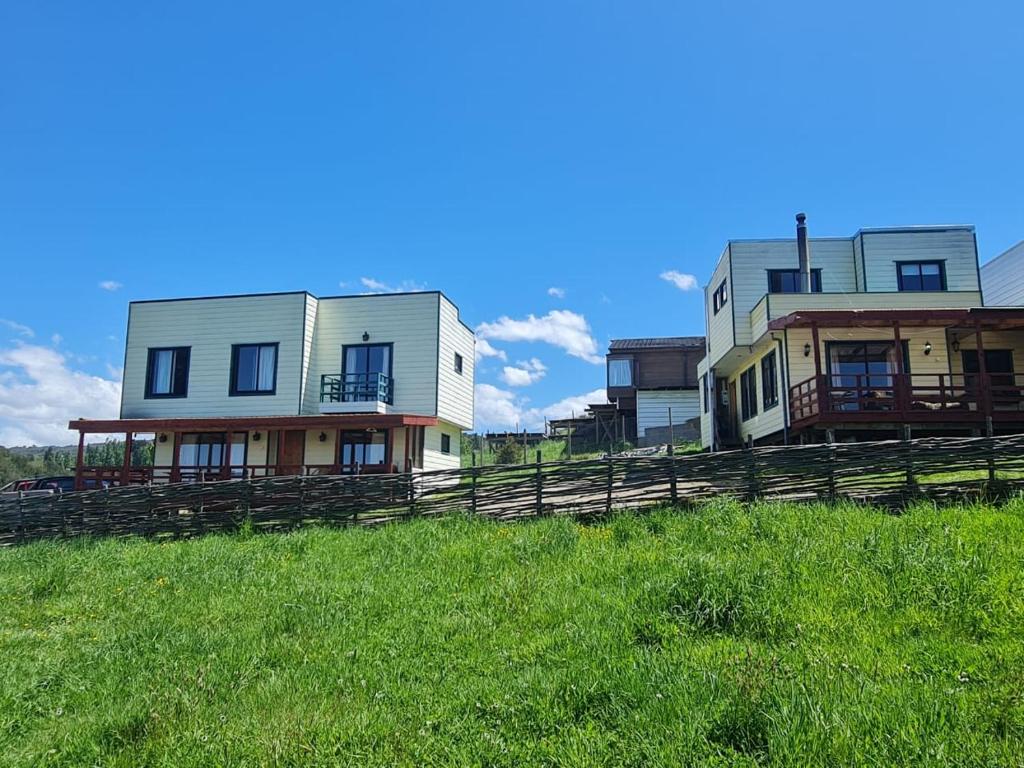 CASAS Y CABAÑAS CUMBRES DEL SOL - 1