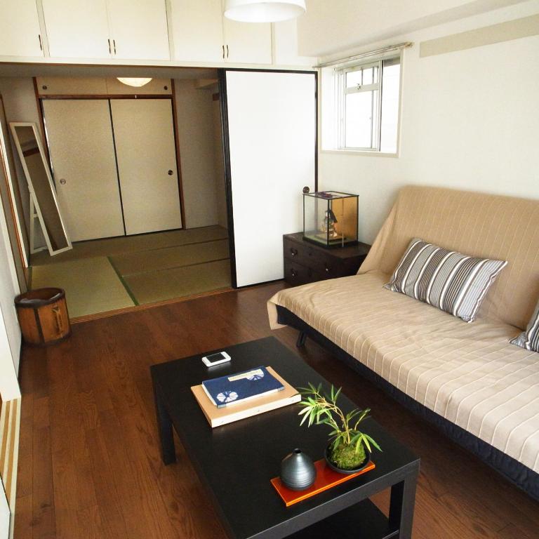 Asayake, Tokio