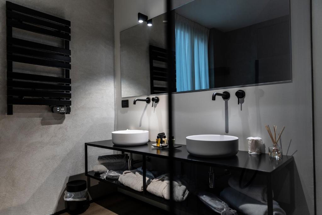 Corso 84 Luxury Suites photo