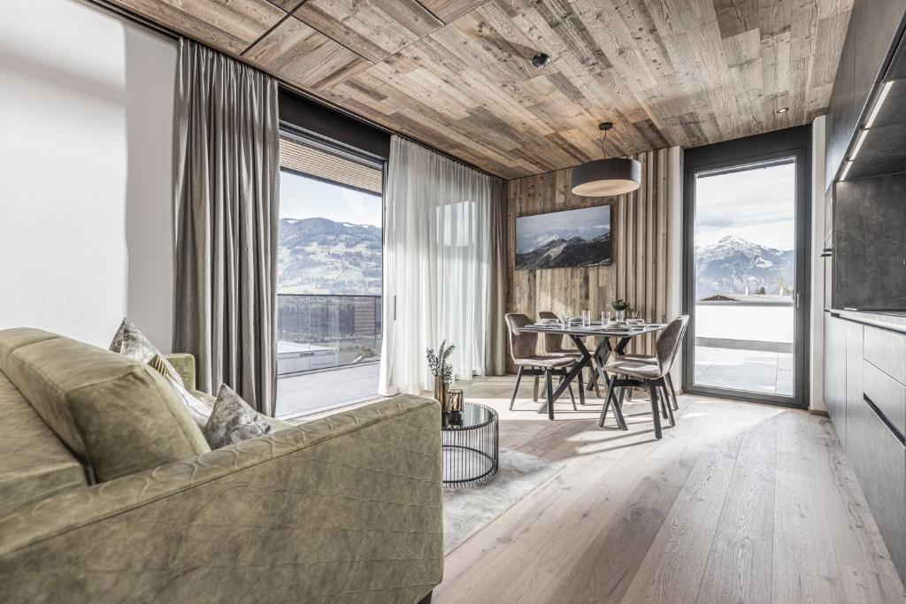 Perfect Lodgings Panorama Hart - 5