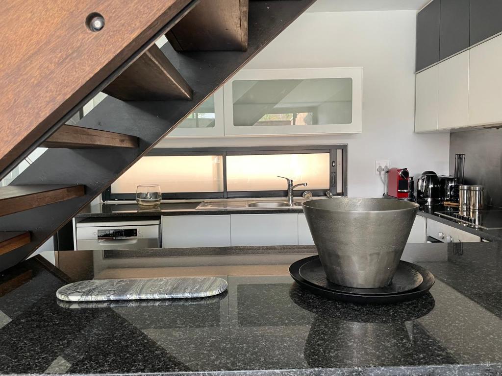 Ten On Lane 2024 Deals from