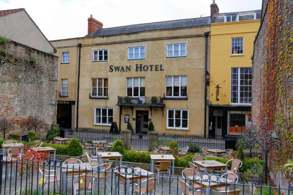 The Swan Hotel, Wells, Somerset - The Coaching Inn Group, Wells