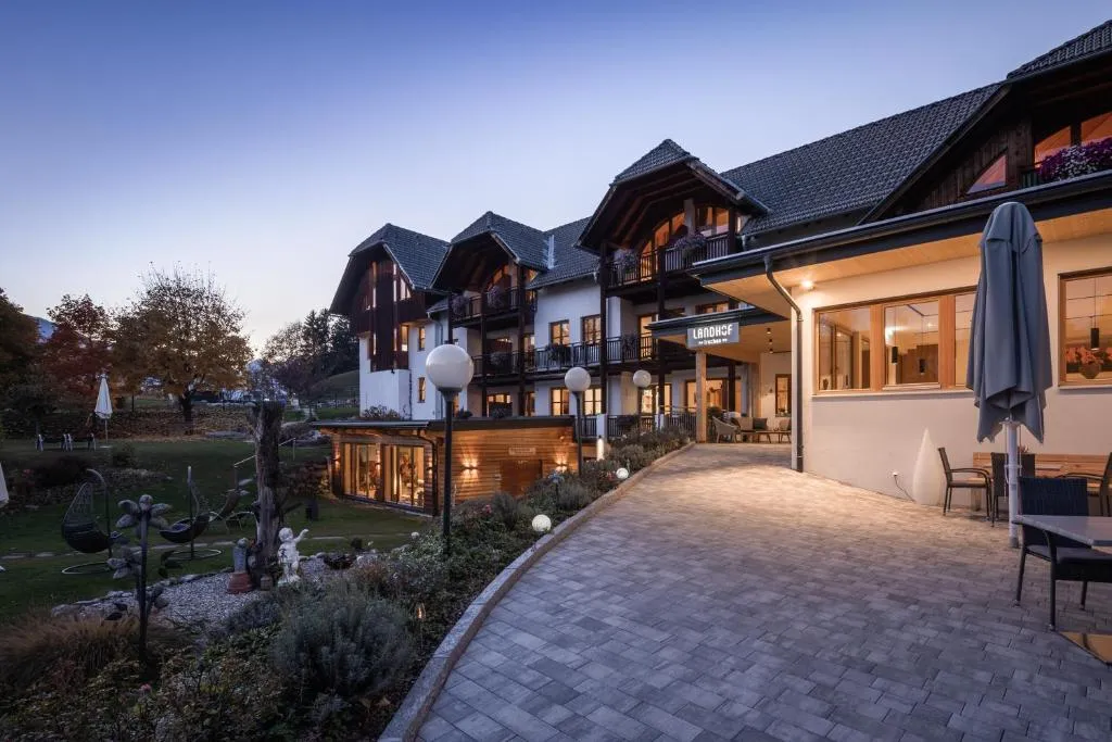 Naturhotel Landhof Irschen, hotel in Irschen