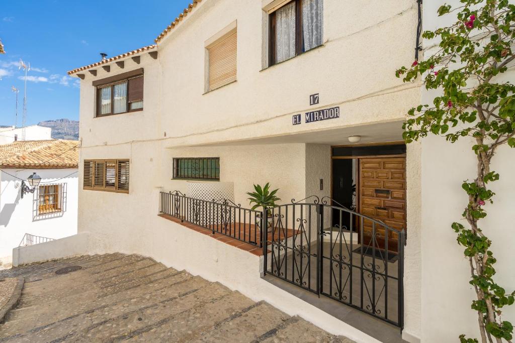 Sun Altea Old Town Retreat - 2