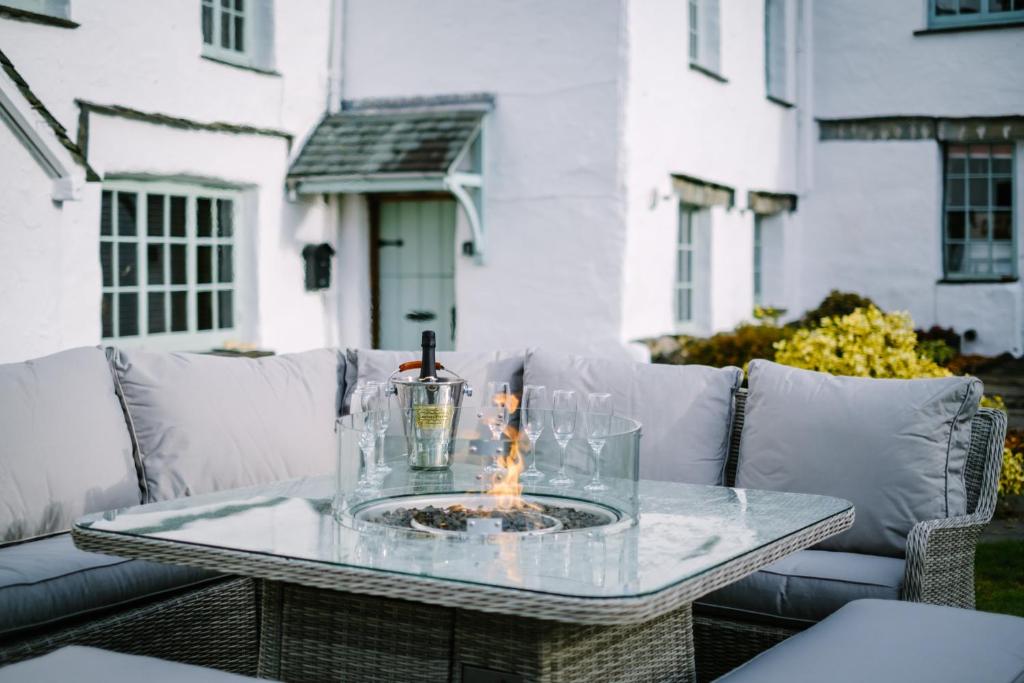 Luxury Villa with Hot Tub Windermere photo 6