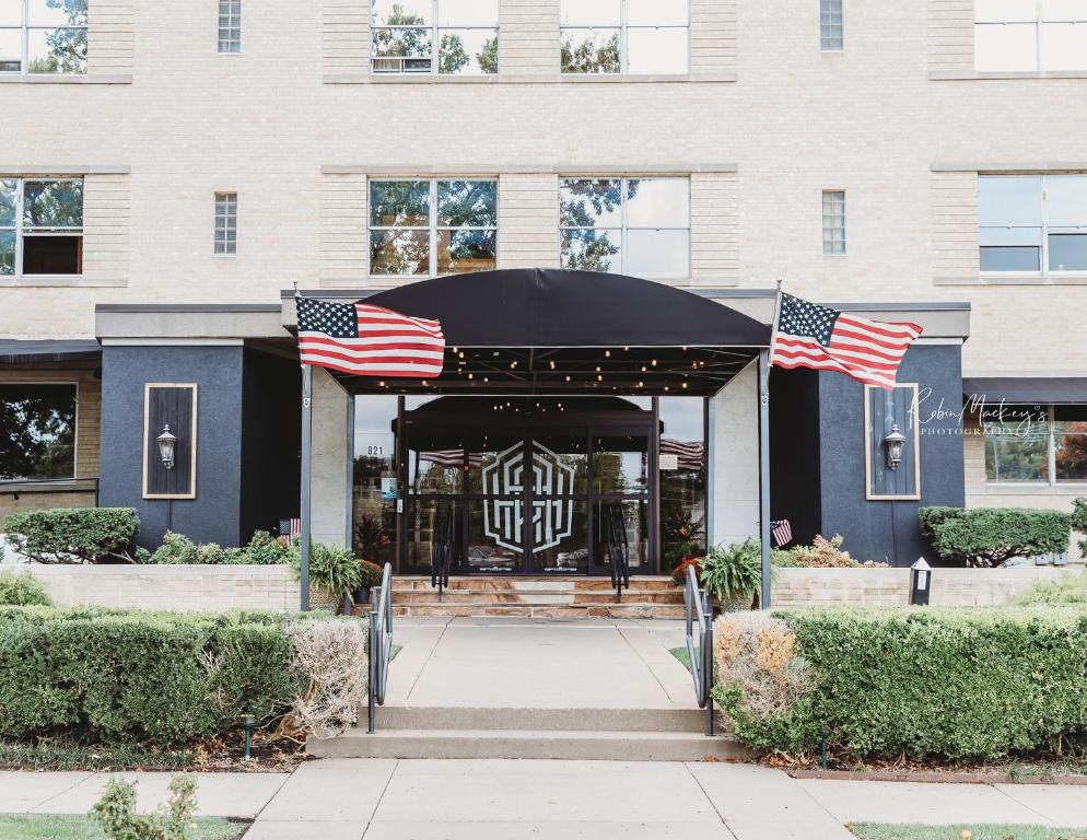 Hotel Phillips — Hotel in Bartlesville (OK)