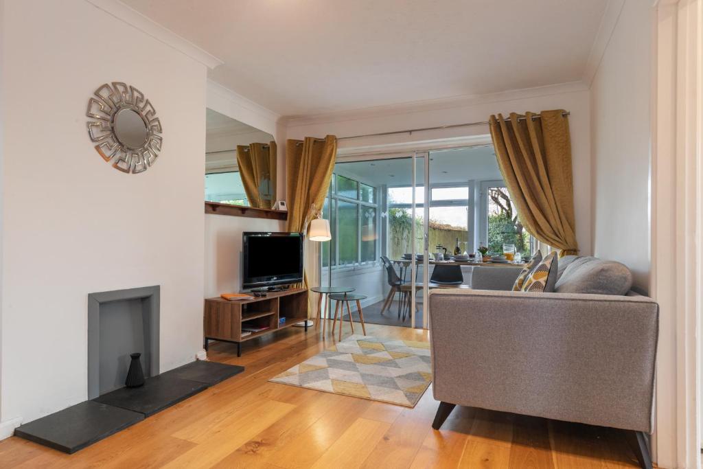 Ty Gwyn - Hot Tub, Parking, Dog Friendly, Saundersfoot